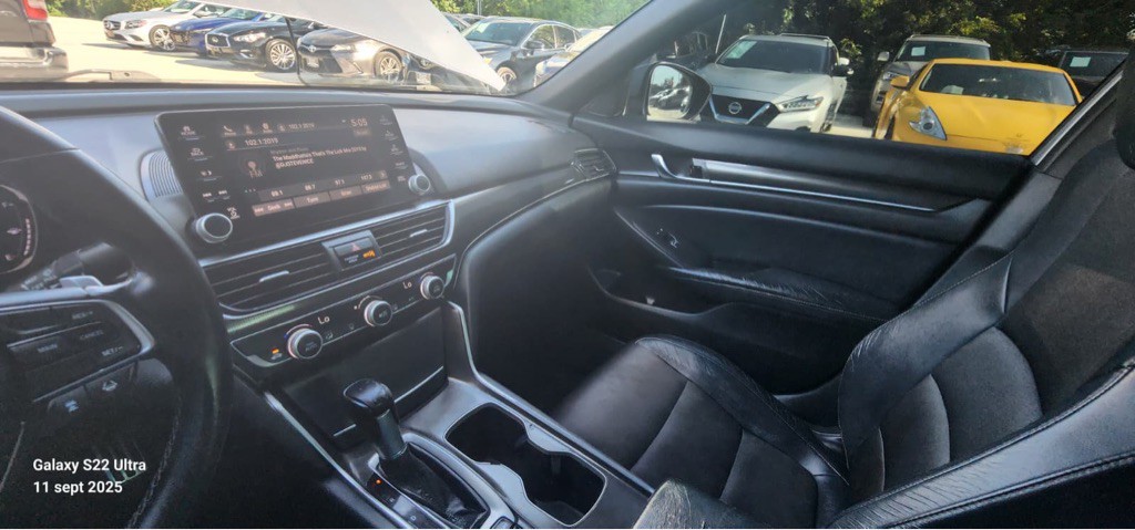 2018 Honda Accord Image 22