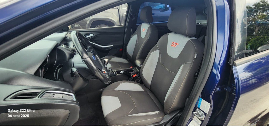 2017 Ford Focus Image 15