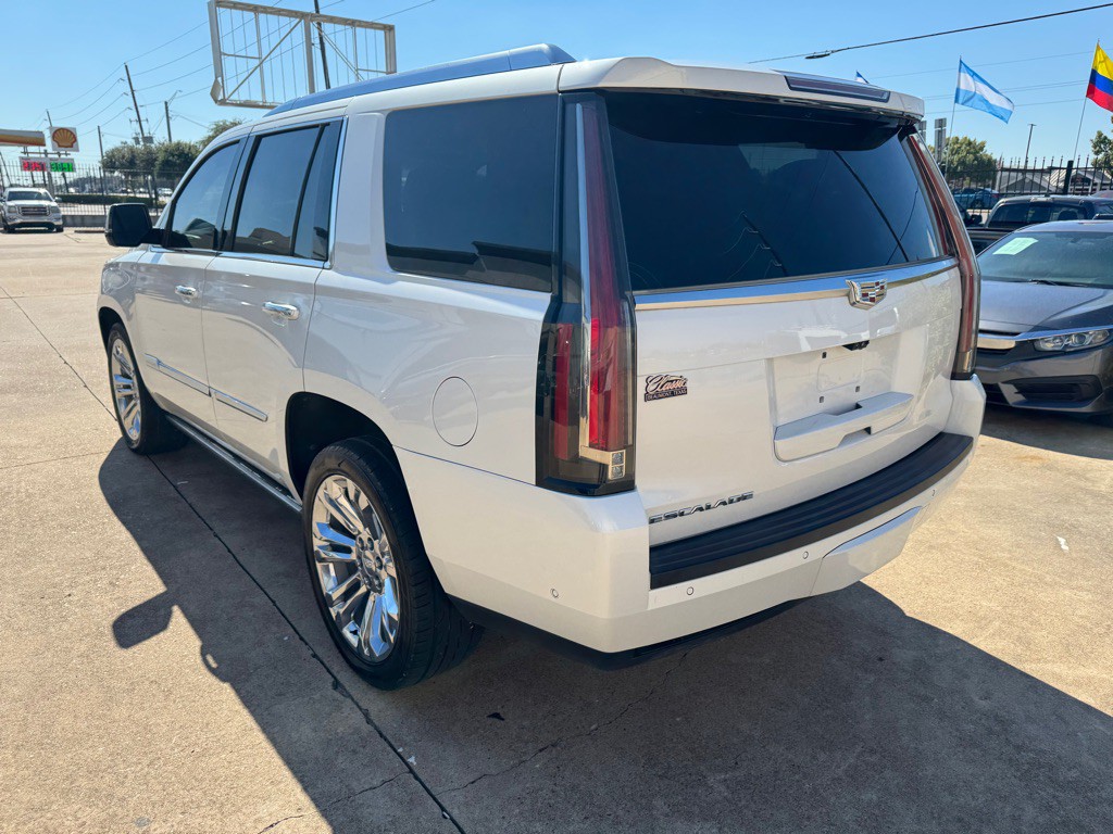 2018 Cadillac Escalade Image 6