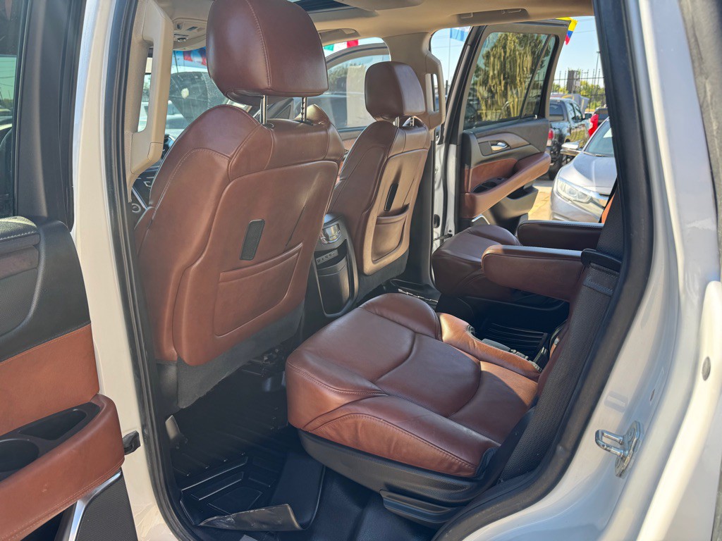 2018 Cadillac Escalade Image 13