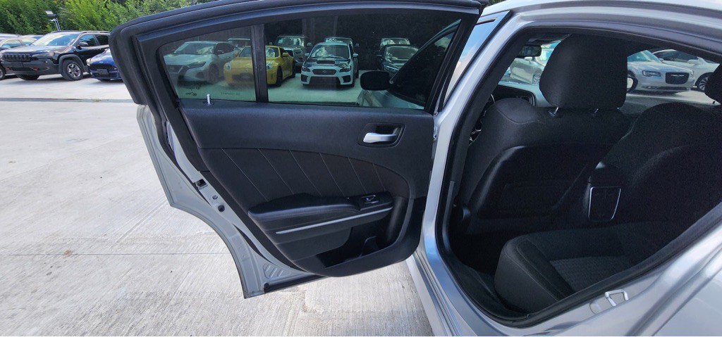2019 Dodge Charger Image 18