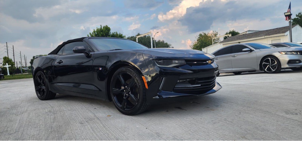 2017 Chevrolet Camaro Image 4