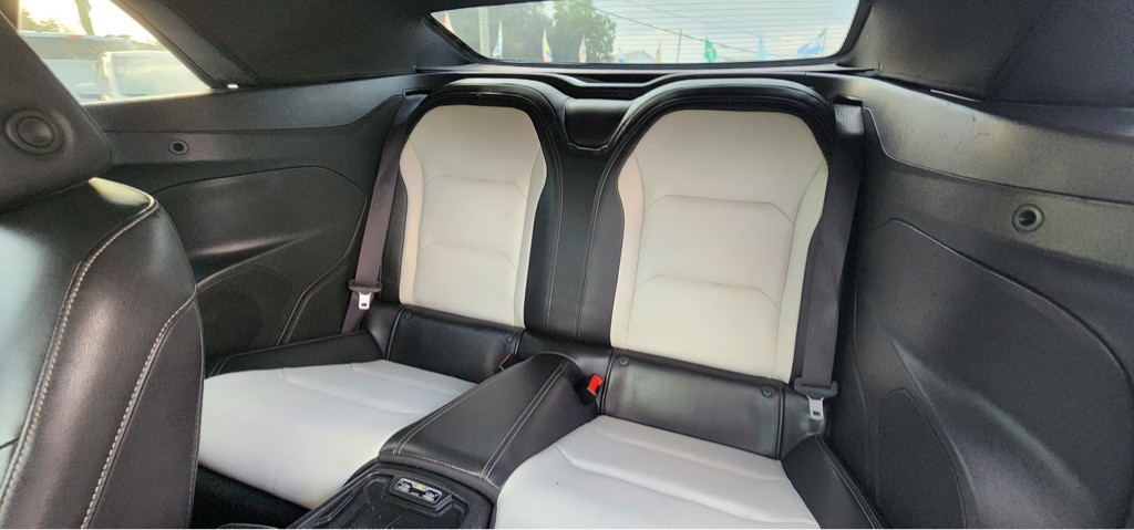 2017 Chevrolet Camaro Image 29