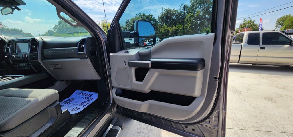 2021 Ford F-250 Image 16