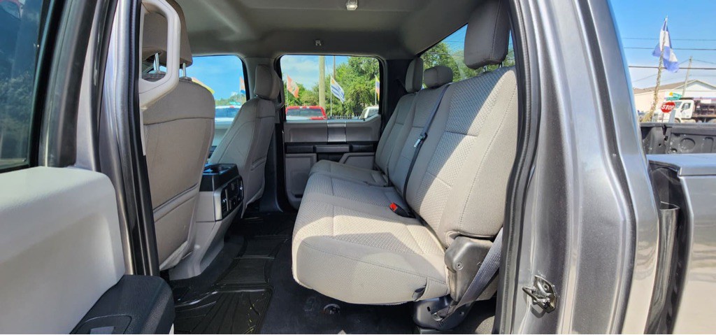2021 Ford F-250 Image 21