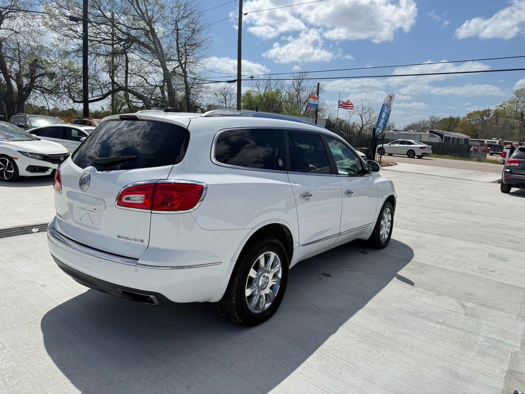2016 Buick Enclave Image 9