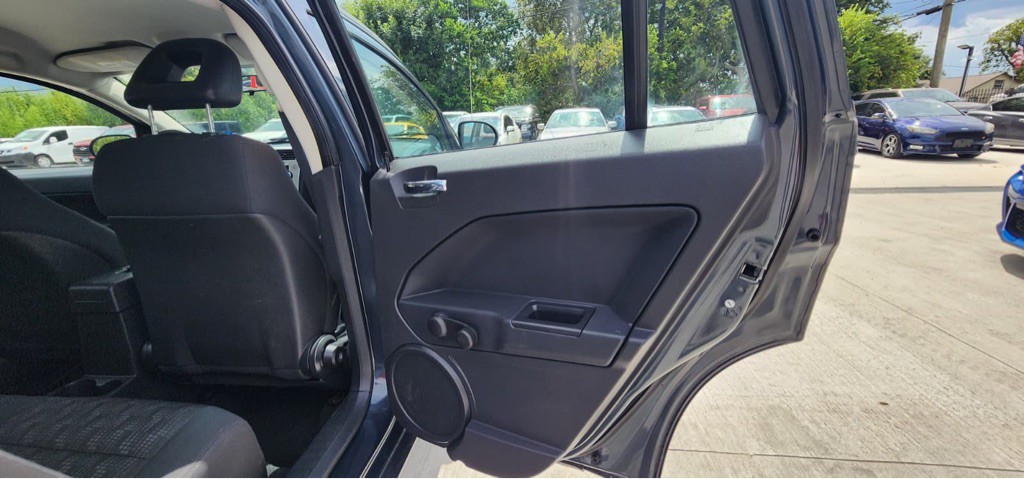2008 Dodge Caliber Image 11