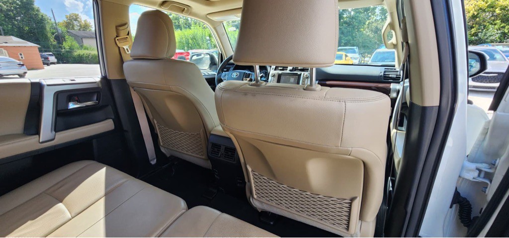 2019 Toyota 4Runner Image 12