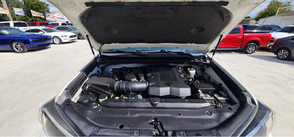 2019 Toyota 4Runner Image 33