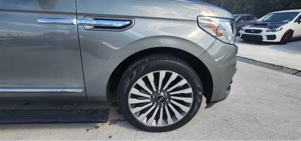 2019 Lincoln Navigator Image 7