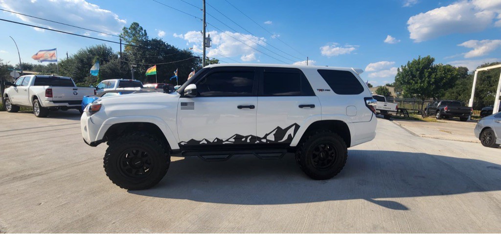 2019 Toyota 4Runner Image 5