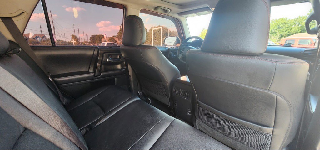 2019 Toyota 4Runner Image 11