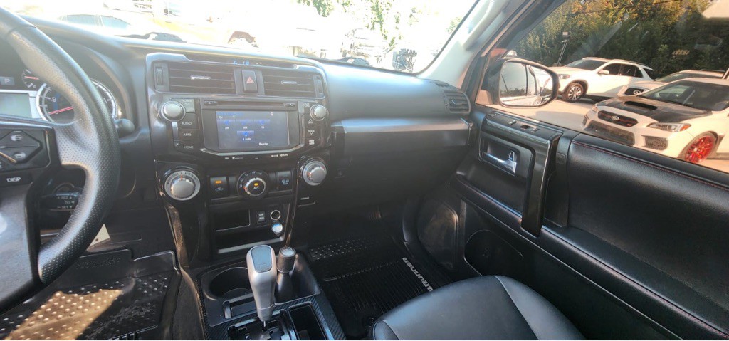 2019 Toyota 4Runner Image 25