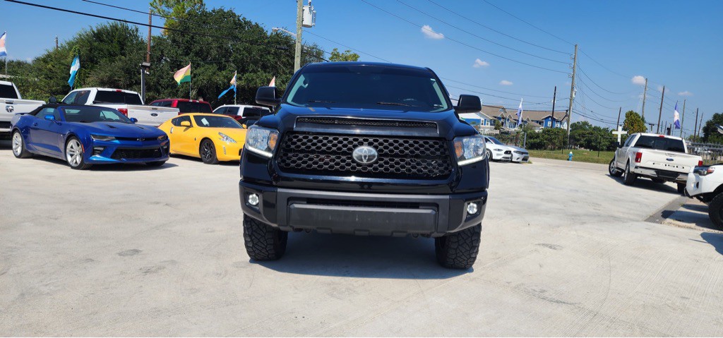 2020 Toyota Tundra Image 2