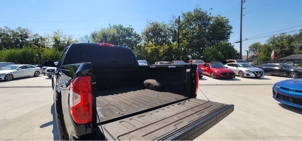 2020 Toyota Tundra Image 8