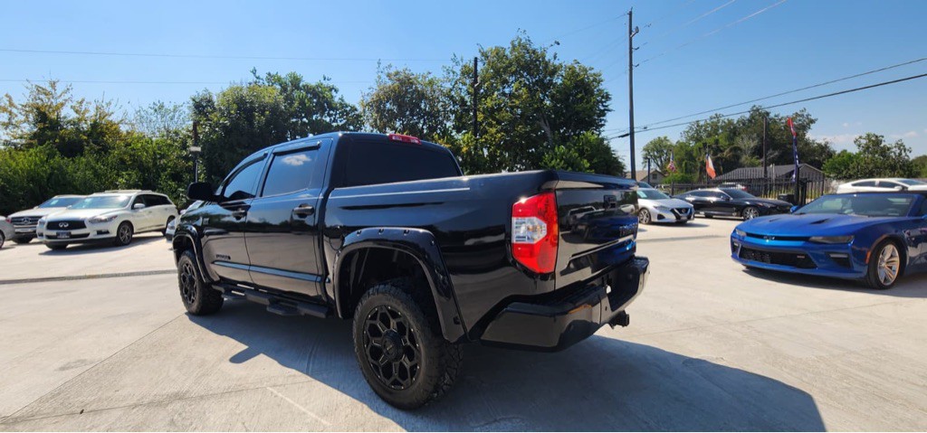 2020 Toyota Tundra Image 9