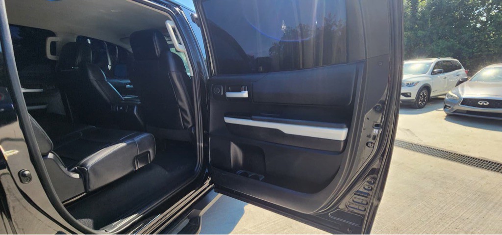 2020 Toyota Tundra Image 15