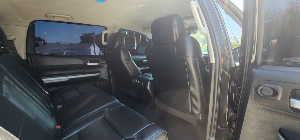 2020 Toyota Tundra Image 24