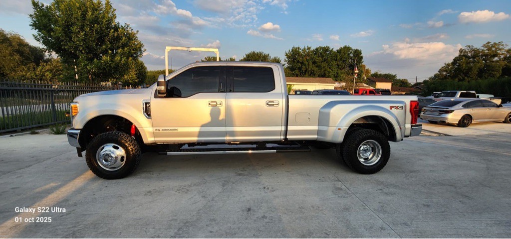 2017 Ford F-350 Image 4