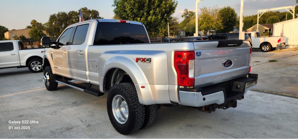 2017 Ford F-350 Image 6