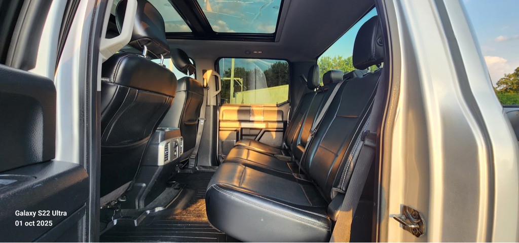 2017 Ford F-350 Image 21