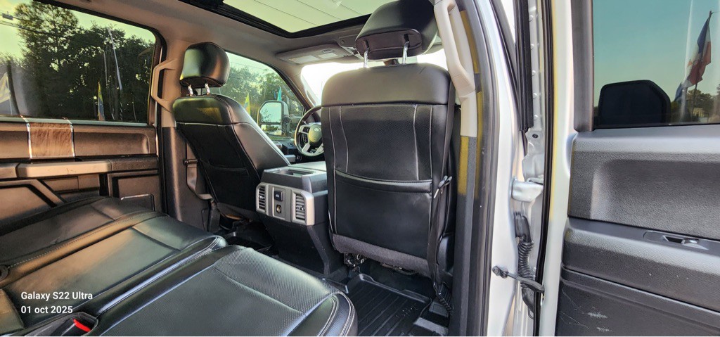 2017 Ford F-350 Image 22