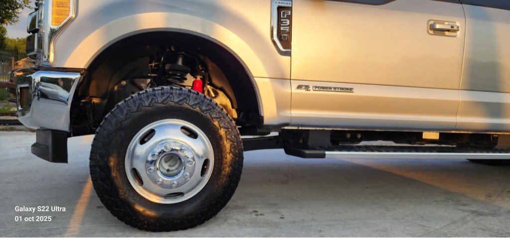 2017 Ford F-350 Image 25