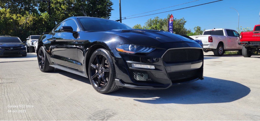2019 Ford Mustang Image 3