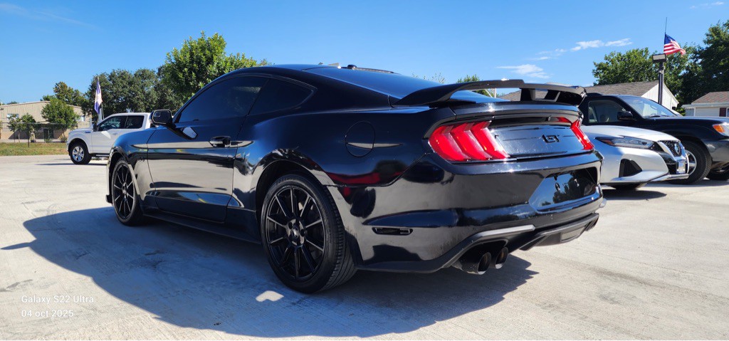 2019 Ford Mustang Image 21