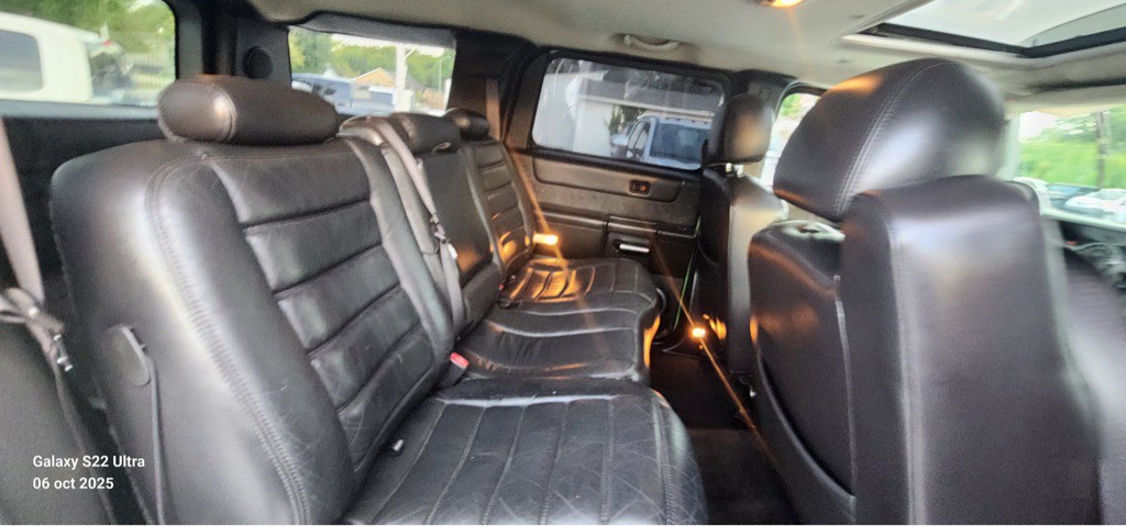2005 HUMMER H2 Image 11