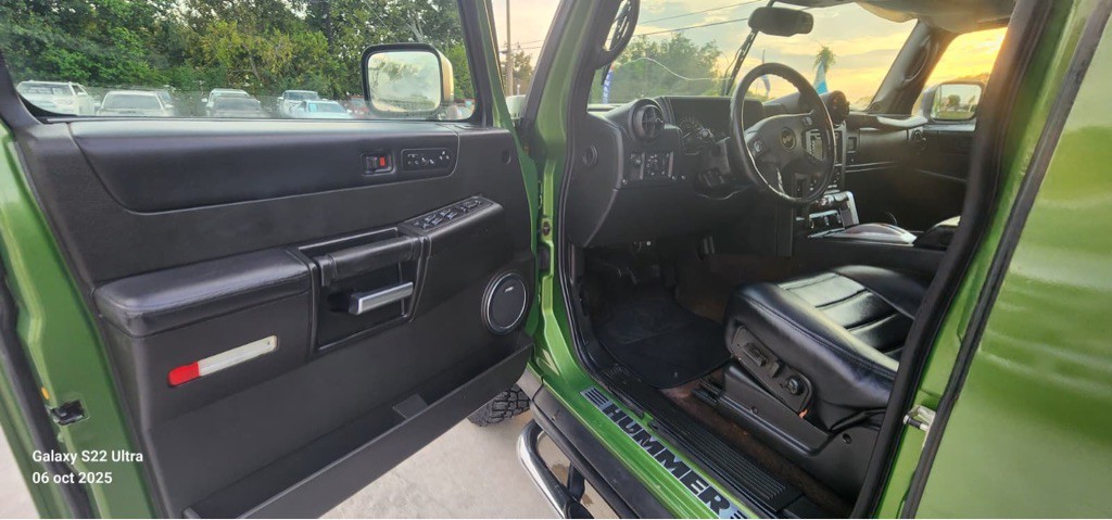 2005 HUMMER H2 Image 14
