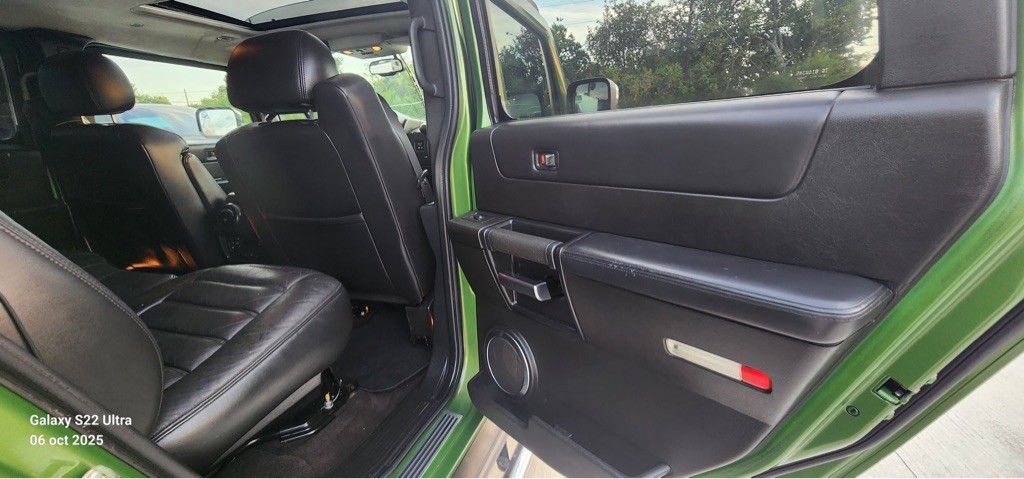 2005 HUMMER H2 Image 26