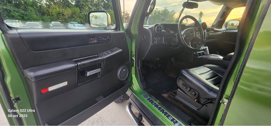 2005 HUMMER H2 Image 33