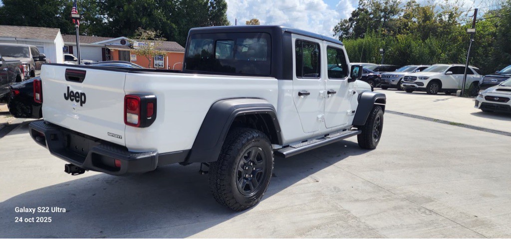 2021 Jeep Gladiator Image 6