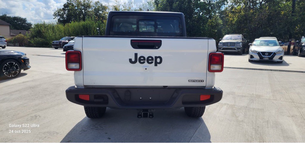 2021 Jeep Gladiator Image 7