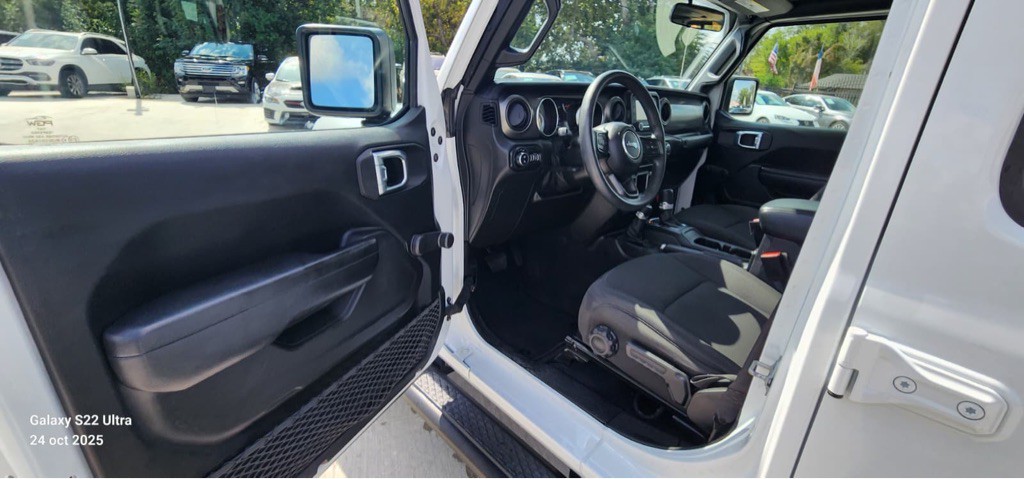 2021 Jeep Gladiator Image 20