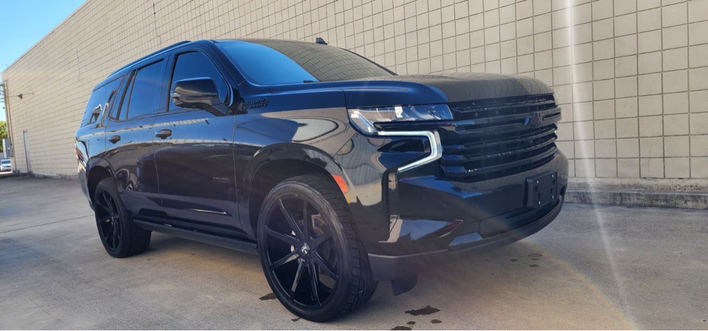 2021 Chevrolet Tahoe Image 3