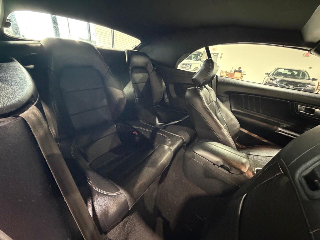 2020 Ford Mustang Image 13