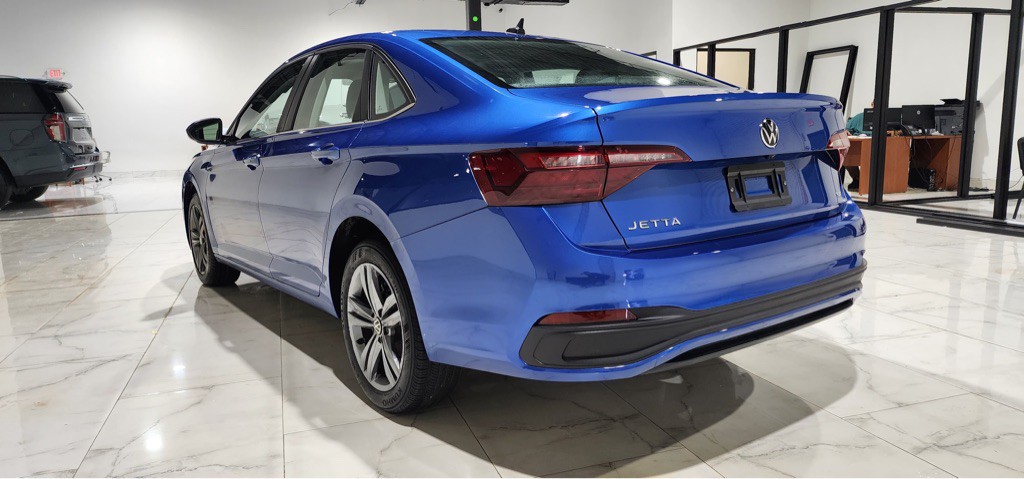 2024 Volkswagen Jetta Image 8