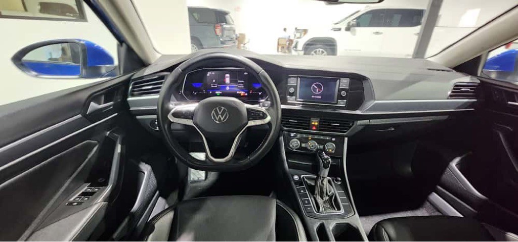 2024 Volkswagen Jetta Image 15