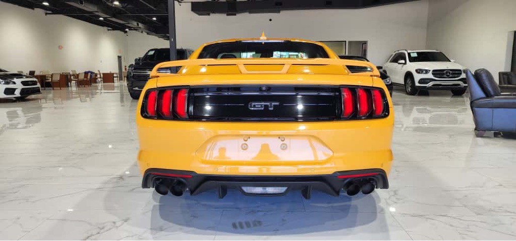 2022 Ford Mustang Image 7