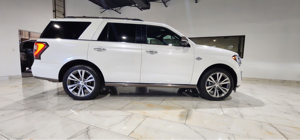 2021 Ford Expedition Image 4