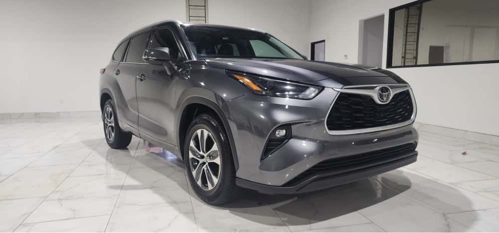 2022 Toyota Highlander Image 3