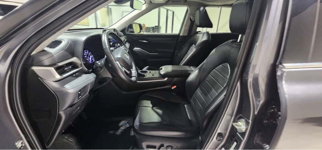 2022 Toyota Highlander Image 25