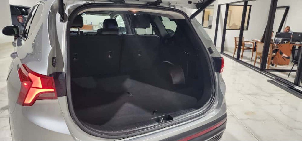 2023 Hyundai Santa Fe Image 9