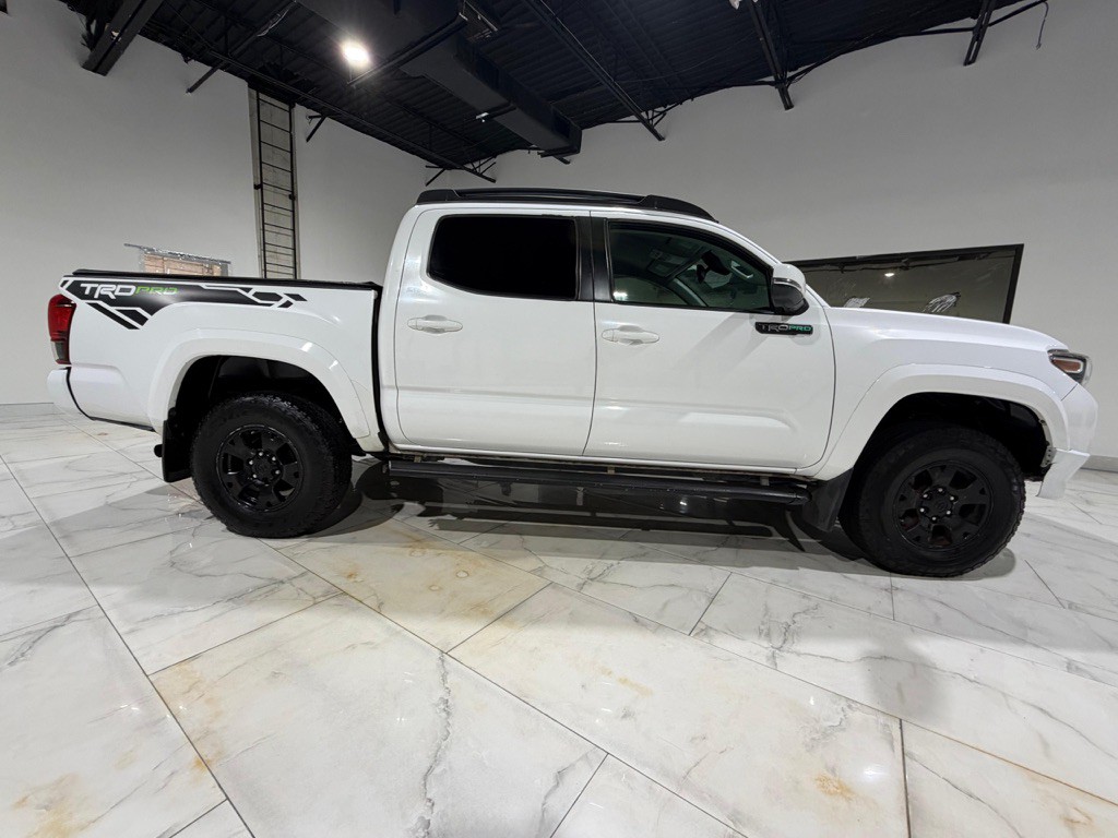 2019 Toyota Tacoma Image 4