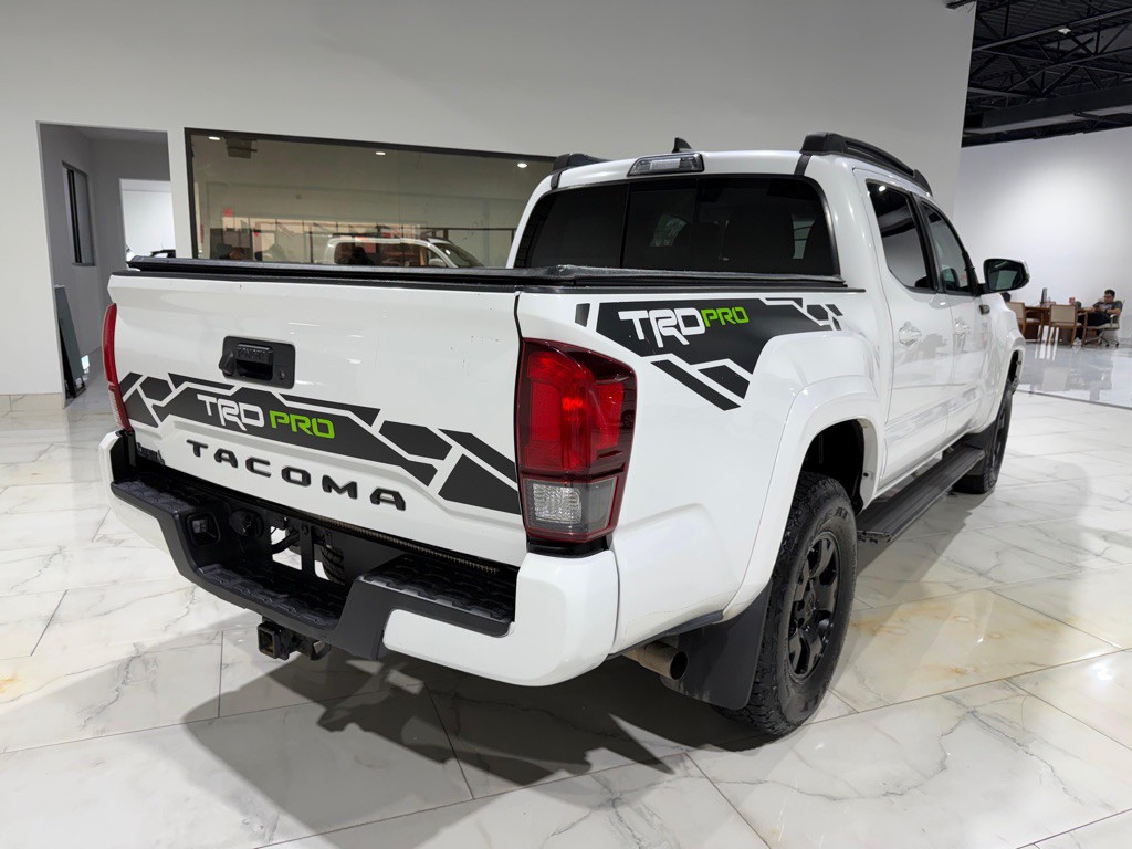 2019 Toyota Tacoma Image 6
