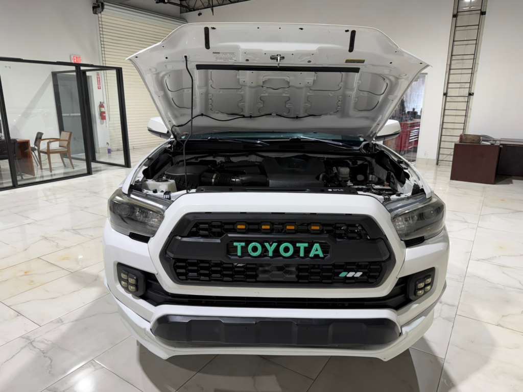 2019 Toyota Tacoma Image 32