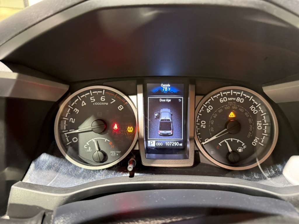 2019 Toyota Tacoma Image 36