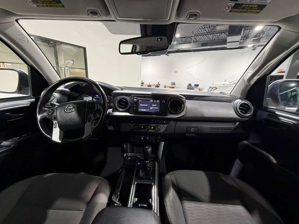 2019 Toyota Tacoma Image 43